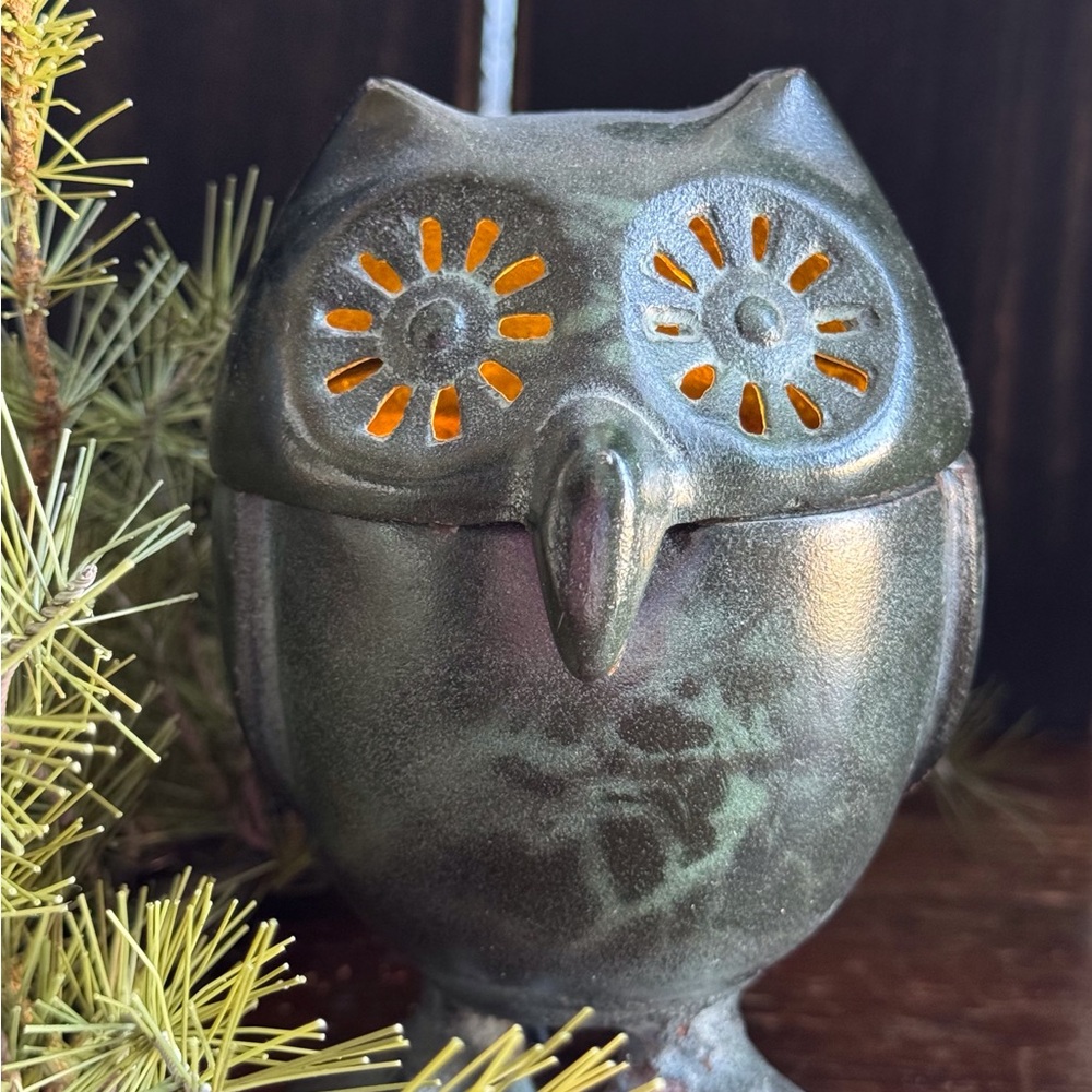 Antique Japanese Hook Nose Owl Censer Lantern - Picture 10 of 10